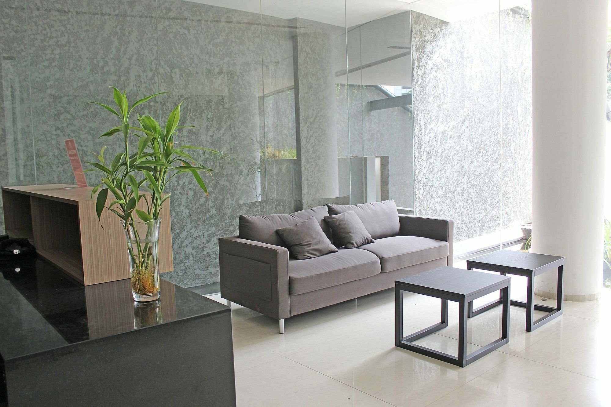 Hotel Zen Premium Sampoerna Strategic Square Yakarta Exterior foto